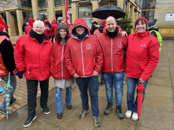 b2814fb4-34c9-4d8b-8c17-458e85282434